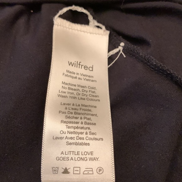 Aritzia Wilfred Sartre Blouse Black - Picture 6 of 7